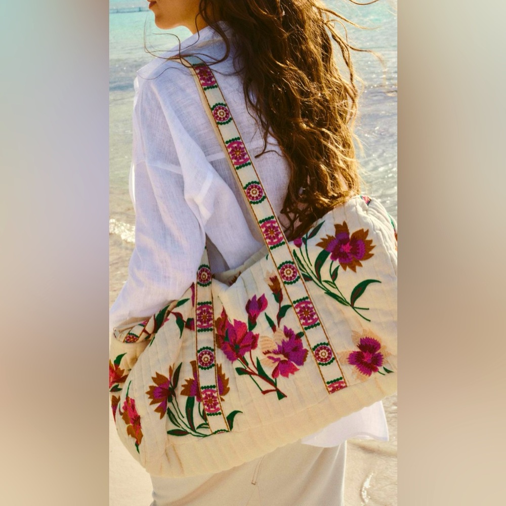 Quilted embroidered bag